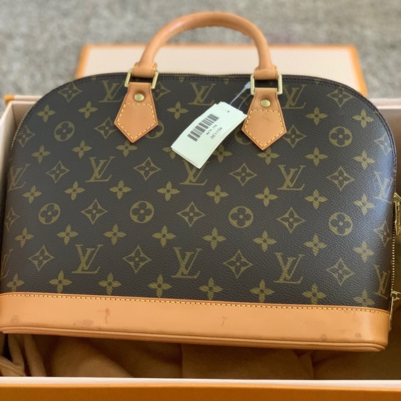 Authentic LV Alma - Picture 8 of 10